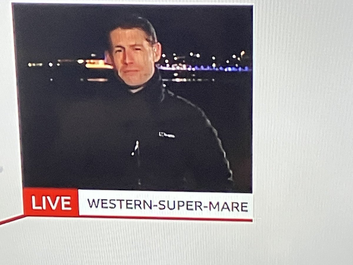 Can this be fixed in time for the next news?
<a href="/bbcpress/">BBC Press Office</a> <a href="/BBCNews/">BBC News (UK)</a> 

#embarrassing