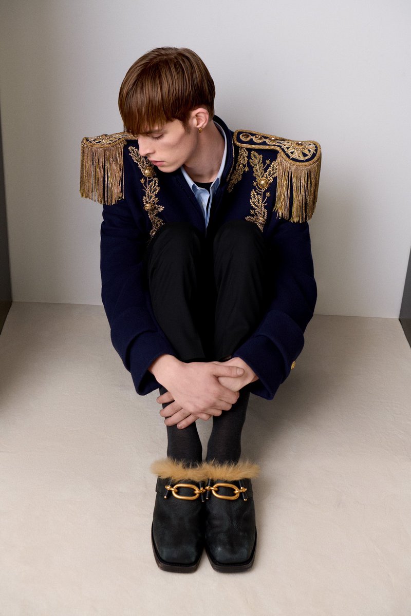 jacquemusx's tweet image. The coats in this new Balmain Men collection are simply delicious 🤤