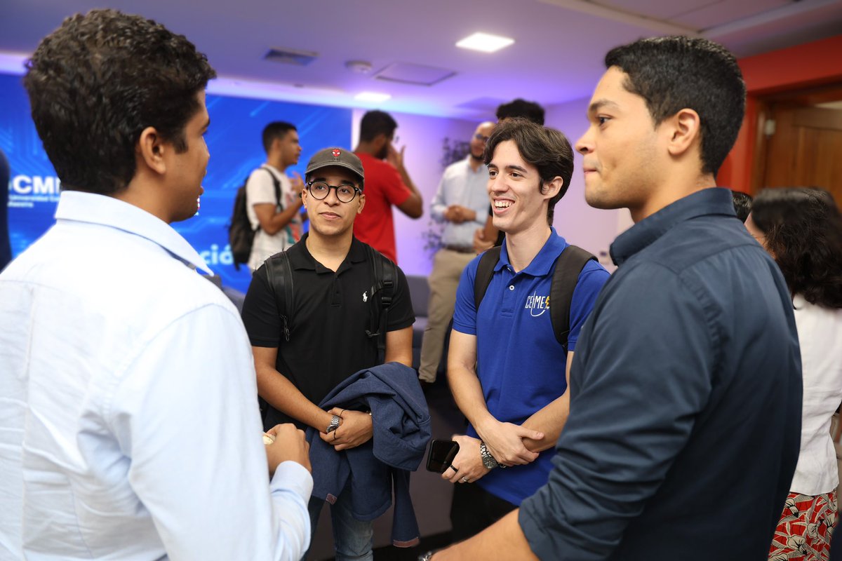 PUCMM's tweet image. Hoy lanzamos junto a la @EmbajadaUSAenRD el "Proyecto de Capacitación en Semiconductores", que busca fortalecer la industria de semiconductores en RD, mediante la investigación y capacitación especializada de nuestros docentes. 

Conoce más aquí👇
prensa.pucmm.edu.do/convenios/2024…