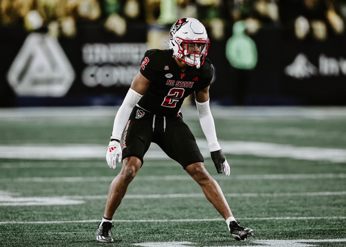 Cedric Cisse 25’ 3⭐️ (@thecedriccisse) on Twitter photo After a great conversation with <a href="/BMitchellNCS/">Brian Mitchell</a> I’m blessed to receive an offer from NC State! 🐺
<a href="/PackFootball/">NC State Football</a> <a href="/StateCoachD/">Dave Doeren</a> @WillieOfford <a href="/Coach_ABoykin/">Coach Boykin</a> After a great conversation with <a href="/BMitchellNCS/">Brian Mitchell</a> I’m blessed to receive an offer from NC State! 🐺
<a href="/PackFootball/">NC State Football</a> <a href="/StateCoachD/">Dave Doeren</a> @WillieOfford <a href="/Coach_ABoykin/">Coach Boykin</a>