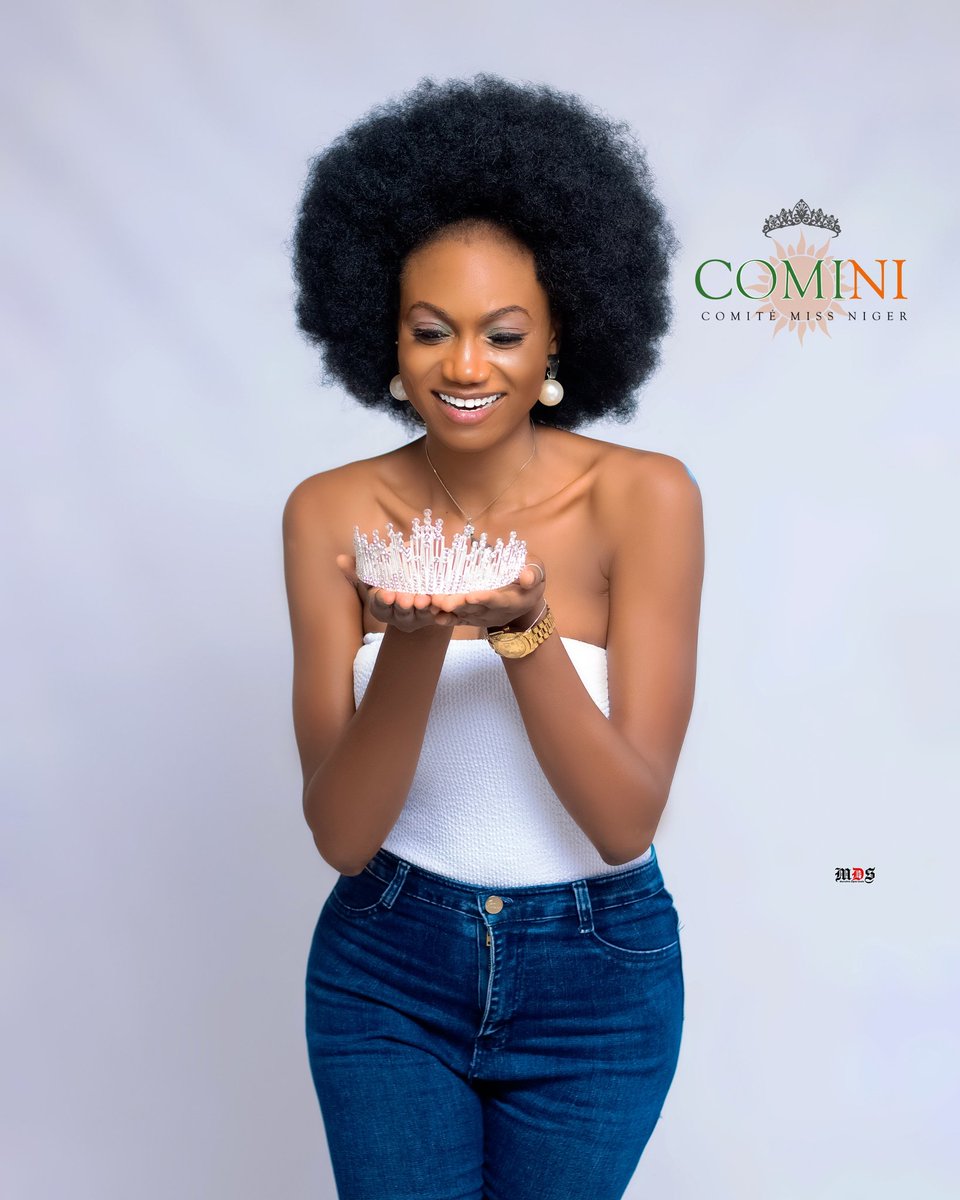 MissNiger1's tweet photo. ✨ Présentation Officielle de Miss Maradi 2025 ✨

Nous avons l’immense plaisir de vous présenter Zoulhatou Amadou, élue Miss Maradi 2025. Elle portera avec fierté les couleurs de la région lors de la grande finale de Miss Niger 2025. https://t.co/rsX5XX2JGt