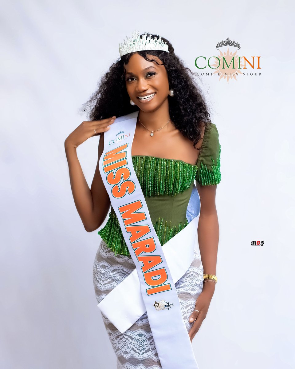 MissNiger1's tweet photo. ✨ Présentation Officielle de Miss Maradi 2025 ✨

Nous avons l’immense plaisir de vous présenter Zoulhatou Amadou, élue Miss Maradi 2025. Elle portera avec fierté les couleurs de la région lors de la grande finale de Miss Niger 2025. https://t.co/rsX5XX2JGt