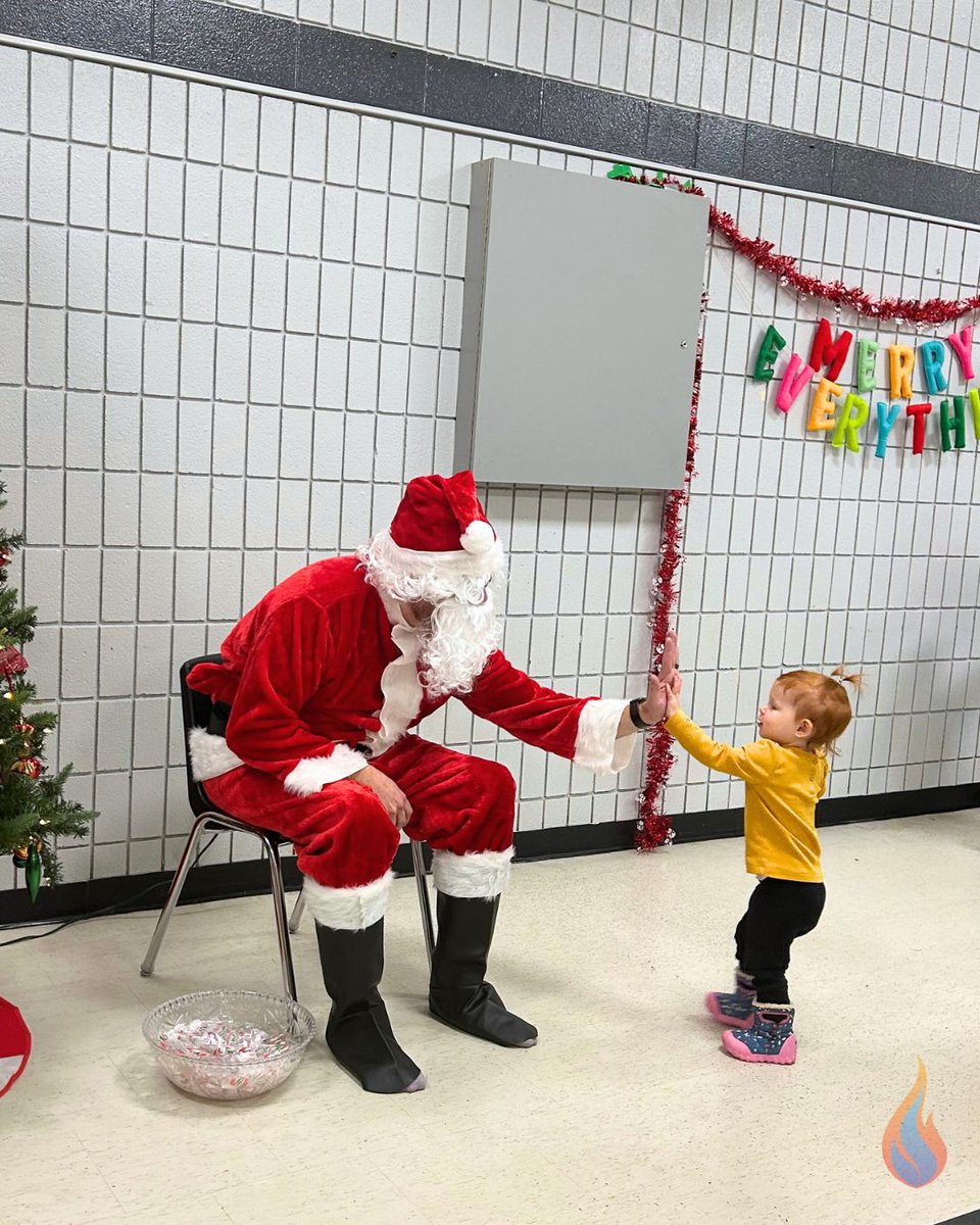 HeatingBarrie's tweet photo. This past September we raised money for Big Brothers Big Sisters Barrie's holiday gifts. These gifts brought joy to their Littles, including those waiting to be matched with a Big, and even allowed Littles to give a special gift to their Bigs—something truly heartwarming. 💙 https://t.co/Vou5tMt478