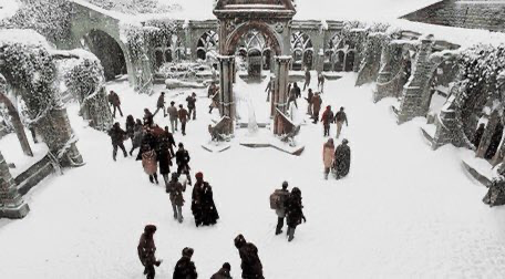 TheCinesthetic's tweet photo. winter at hogwarts https://t.co/ecf6uzAJHl