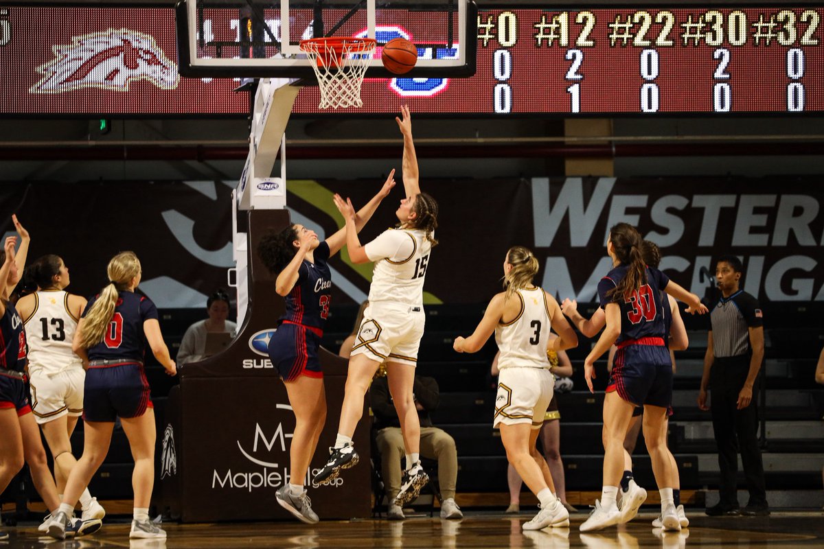 Join us tomorrow at University Arena when we host Loyola University Chicago at 1:00 PM! 

📰bit.ly/3CXsyX2
🎟️bit.ly/3AVOlhl

#BroncosReign