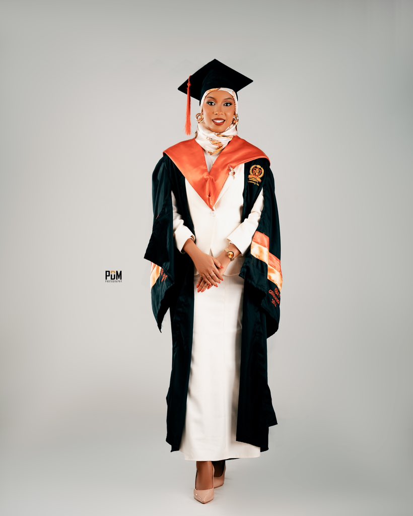 pdm256's tweet photo. Congratulations to you 🌹🎉��🌺🍾 https://t.co/q0NWebOGHX