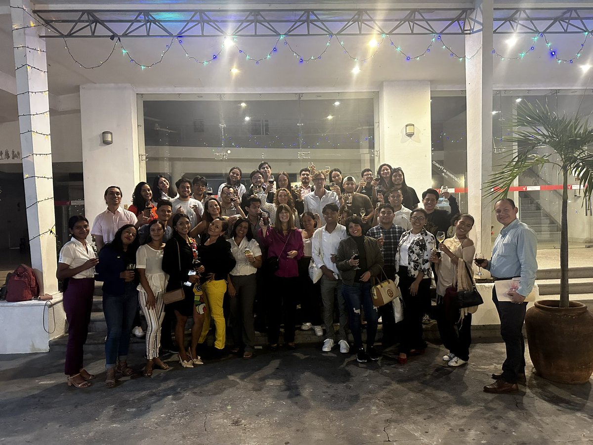 SoniaDonaPerez's tweet photo. Célébration de la 2e journée internationale des assistants de langue à l’Alliance Française de Managua! Merci aux 14 professeurs de l’institut nicaraguayen de formation technique (INATEC) de s’être joints!
@FEI_sevres @FEI_assistants @alliancefrparis
#JIAL
#JIAL2024
#ASSISTANTSDELANGUE
#ASSISTANTSAMBASSADEURS
#PLURILANGUISME
@TecNacional
