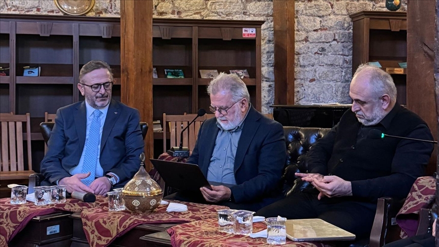 🗨️ Prof. Dr. Şaban Teoman Duralı, vefatının 3. yılında anıldı v.aa.com.tr/3416602