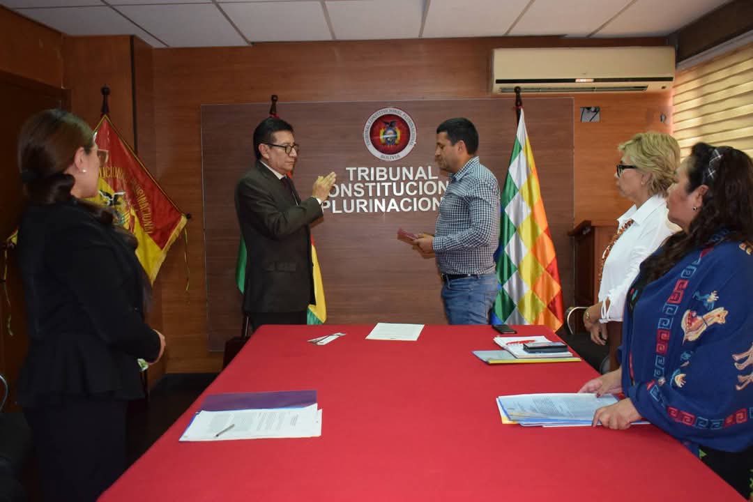 Lucho Arce: En el la reunión del MERCOSUR promueve “defender y promover los derechos humanos y el respeto a la institucionalidad democrática de nuestros estados”. Cuando su gobierno promueve  autoproclamados, autonombrados, autoprorrogados.