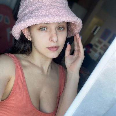 Tasha72318232's tweet photo. #NewProfilePic https://t.co/VvTmbG9Rdo