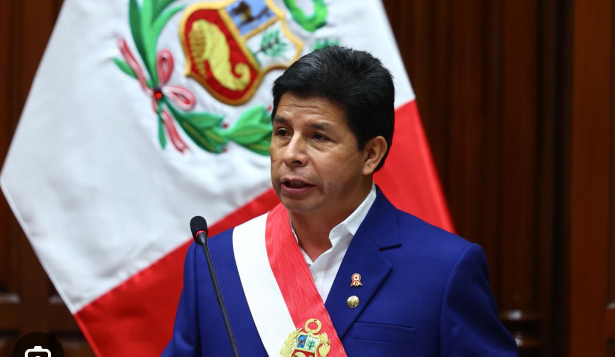 MichelCaballero's tweet photo. El presidente del Perú 🇵🇪 Pedro Castillo cumple 2 años de secuestro, luego del golpe de Estado sangriento de Dina Boluarte. 

La OEA sigue guardando silencio: en este caso no hay CPI ni CIDH. Hablamos del secuestro de un presidente en funciones. https://t.co/2iODZoA20K