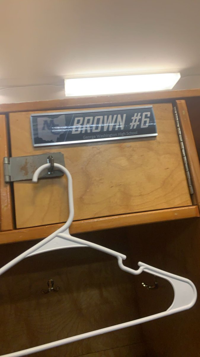 showtime_sai's tweet photo. Had an amazing official visit at @MariettaFB this morning thank you @CoachBraham_ for inviting me to come up and special thanks to @CarriFala and Lisa Barnett for taking time out of their day to take me ❤️6️⃣  @GWHSFootball1 https://t.co/EahMSBhqhD