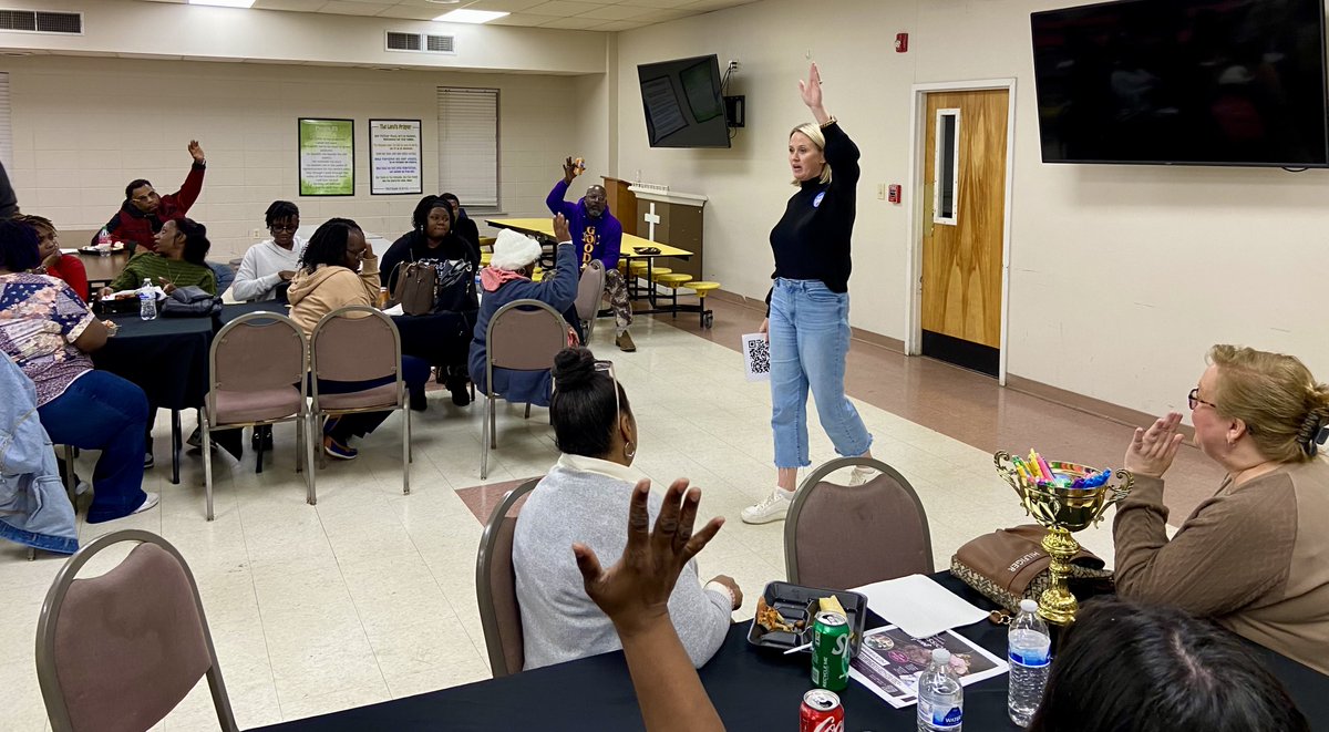 AFPFMS's tweet image. Families know best the unique needs of their children and which learning environments work best.  We encourage parents to learn more about their options.