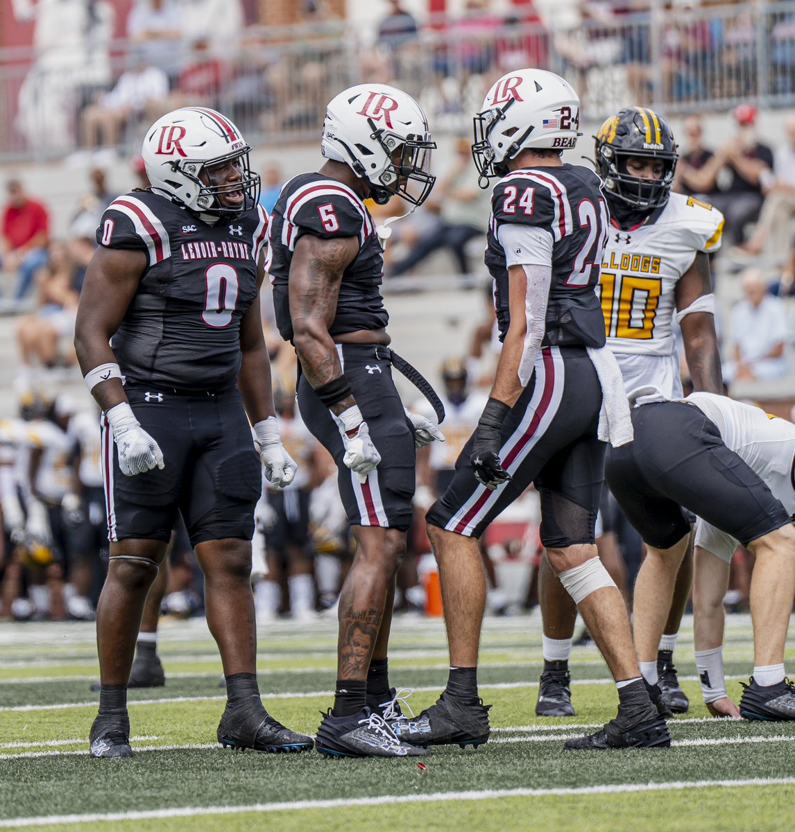 NashawnBiggs1's tweet photo. From walk on…to starter THANK YOU LR for being my home for four years…but now it’s time to find a new one! COMING SOON📈 https://t.co/ZJNENlkuLt