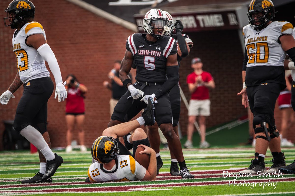 NashawnBiggs1's tweet photo. From walk on…to starter THANK YOU LR for being my home for four years…but now it’s time to find a new one! COMING SOON📈 https://t.co/ZJNENlkuLt