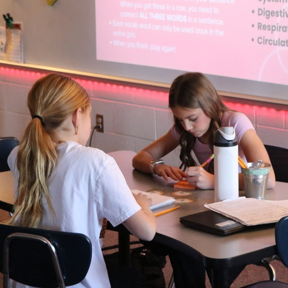 SmithvilleSD's tweet photo. ๐ฌ๐งชToday, Warriors in Ms. Latz's 6th-grade science class played vocabulary tic-tac-toe! Students used newly learned vocabulary words, such as molecule, amino acids, and respiratory, to play a competitive round of tic-tac-toe! #ssdpride https://t.co/kosPG6BVTw