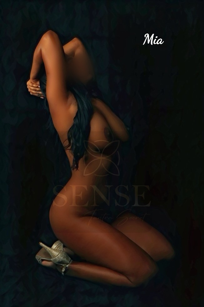 Regálale a tu cuerpo y mente un momento de erotismo y  relajación. Nuestros masajes  son la respuesta perfecta para un día estresante. más info 👇 
wa.link/3txe8d te esperamos 😈
#masajesparaadultos
#masajestantricos #masajeparejas <a href="/seguidores/">seguidores</a> <a href="/destacar/">ISABEL FERNANDEZ AR</a>