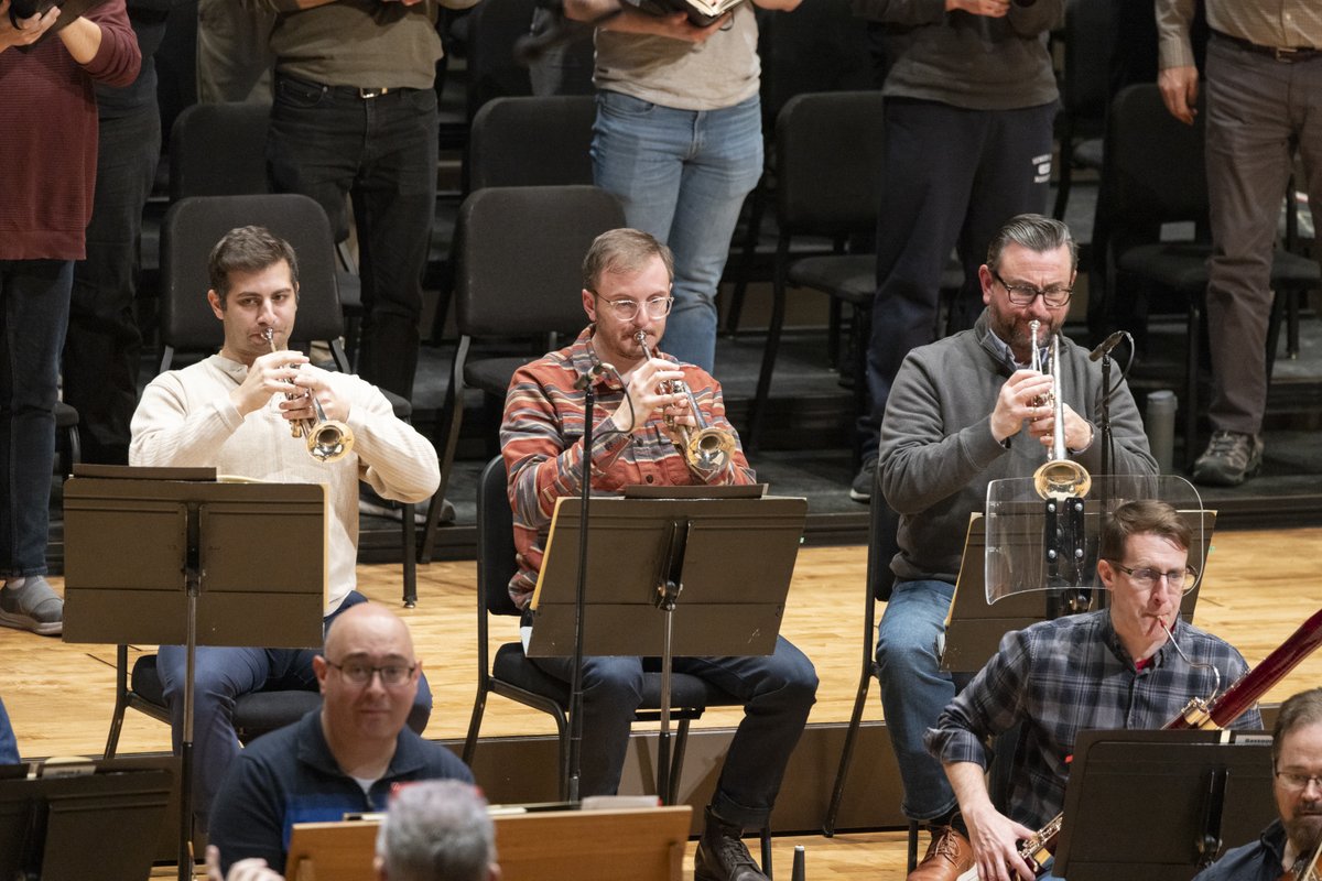 Scenes from last night's dress rehearsal!

Two chances to experience the divine joy and tenderness of Bach's Christmas Oratorio this FRI &amp; SAT at 7:30PM at Cincinnati Music Hall.

Tickets → bit.ly/3OEdSic