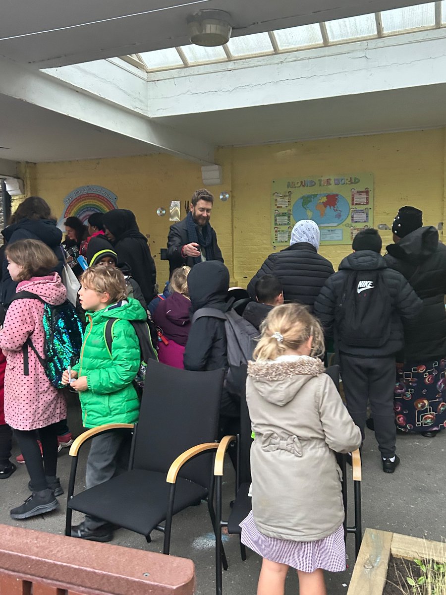 InclusionBPPS's tweet photo. Thank you to the BPFA @BrunswickParkPS for organising a wonderful Winter Fair. It was lovely to see the community come together. ❄️ https://t.co/DeO6XwiFwn