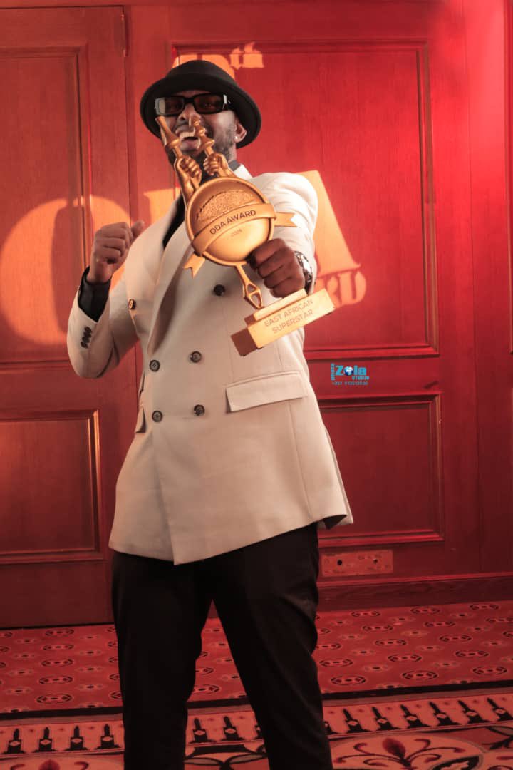 eddykenzoficial's tweet photo. We won the Best East African Superstar 2024 - ODA Awards Ethiopia https://t.co/3npHpFZVVG