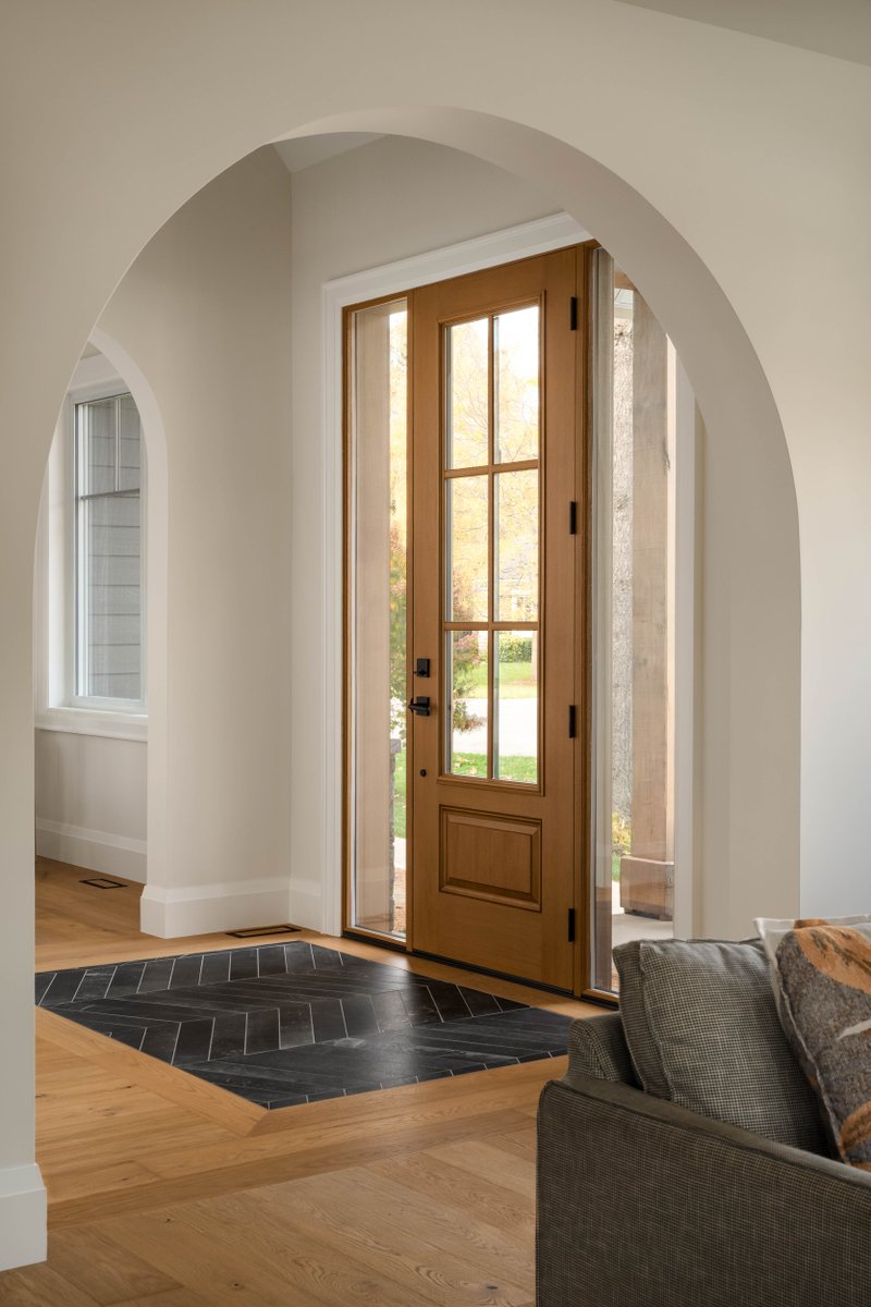 Knock, knock... Who’s there? This bold, yet timeless entry at #ProjectFilman!