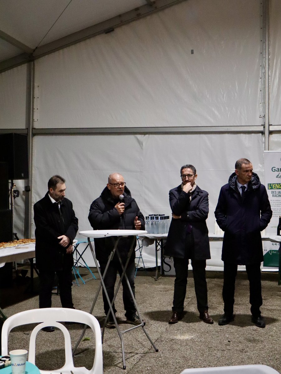 FieraCastagna's tweet photo. 🎉 Cette édition 2024 di A Fiera di a Castagna est officiellement lancée. https://t.co/1ln2eo9Nii