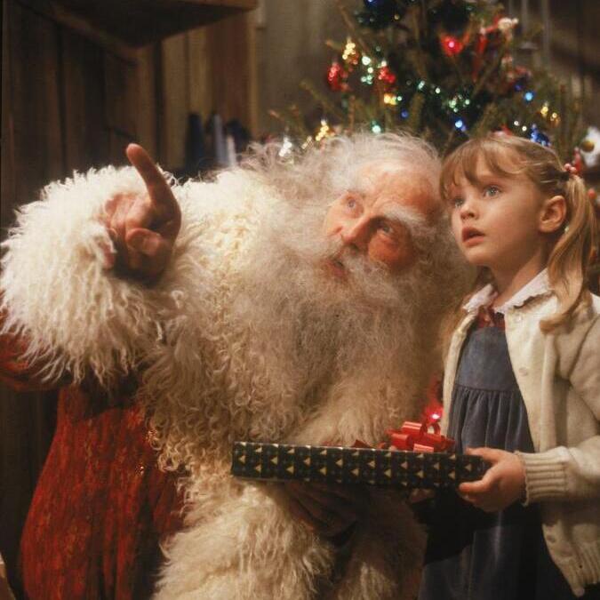 brinatello's tweet photo. "I've always believed in Santa Claus, but he looks a little different to me."

A childhood Santa 🎅 of mine was #JanRubes (with #ElisabethHarnois) from #OneMagicChristmas (1985). Then in 2014...🥰 #DoctorWho #PeterCapaldi #TwelfthDoctor @Jenna_Coleman_ #ClaraOswald #StNicholasDay https://t.co/Jr6Wrk3Yo4