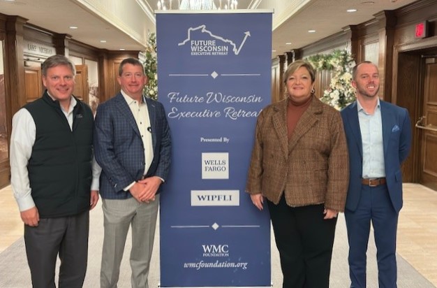 wmc_foundation's tweet photo. We're at our inaugural Future Wisconsin Executive Retreat this week, discussing site selection, health care costs, manufacturing, leadership, economic trends and more with national &amp; state business leaders. 

Thank you to our speakers, attendees, and @Wipfli_LLP  and @WellsFargo! https://t.co/l6bKT8QkYH