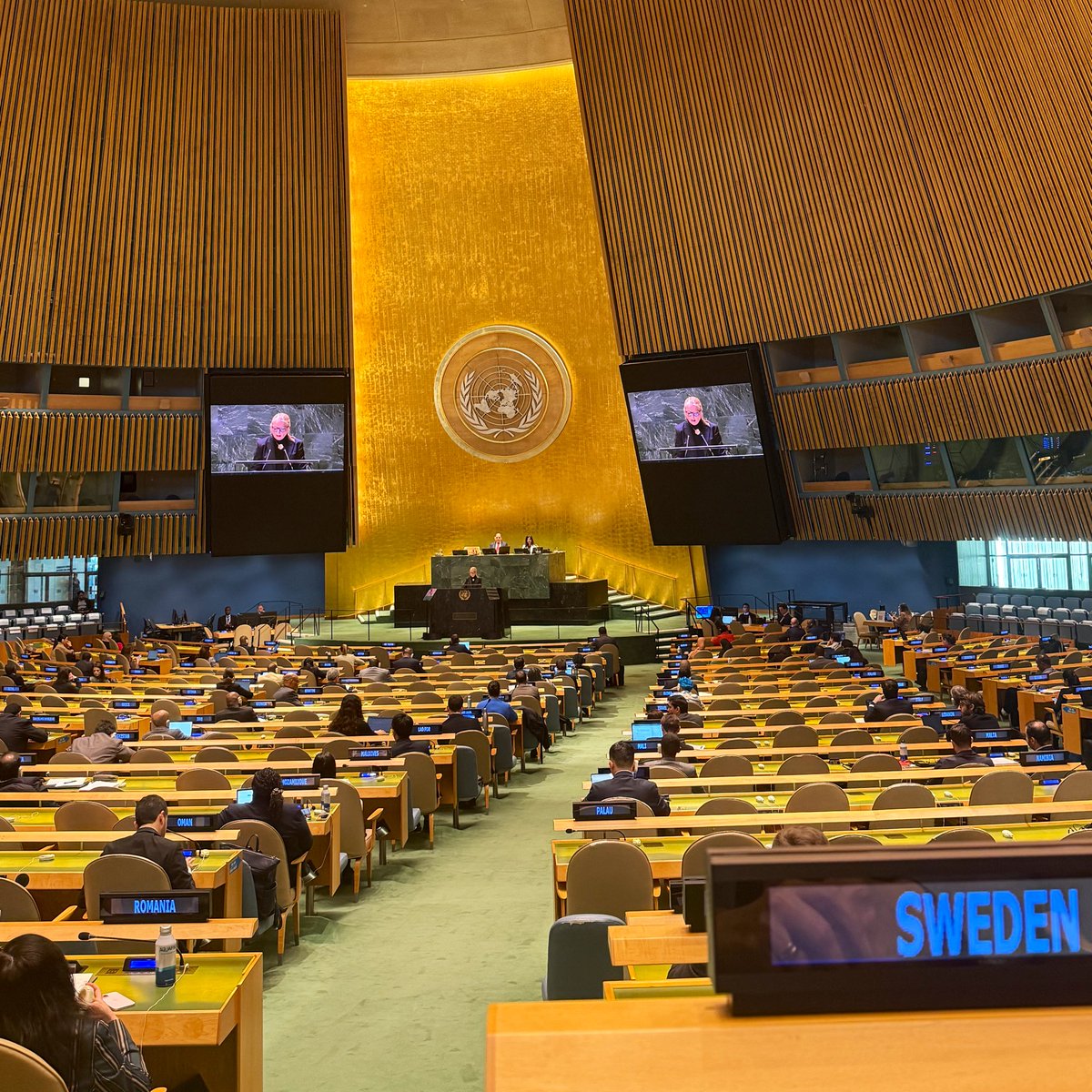 Today Sweden presented a resolution to extend the investigation into the crash that killed #DagHammarskjöld and 15 of his colleagues.

The investigation’s latest report sheds light on important new information. We encourage all Member States to co-sponsor this resolution.