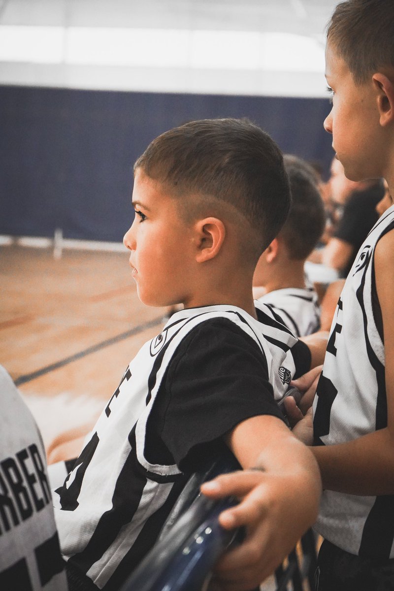BrodyShotIt's tweet image. I am a 16 year old sports photographer and videographer. I am passionate and confident in my skills and willing to learn. I am looking for someone that can help my journey in offering me an internship. Any opportunity is appreciated 🙏 My portfolio is in the link in my bio! 📸…