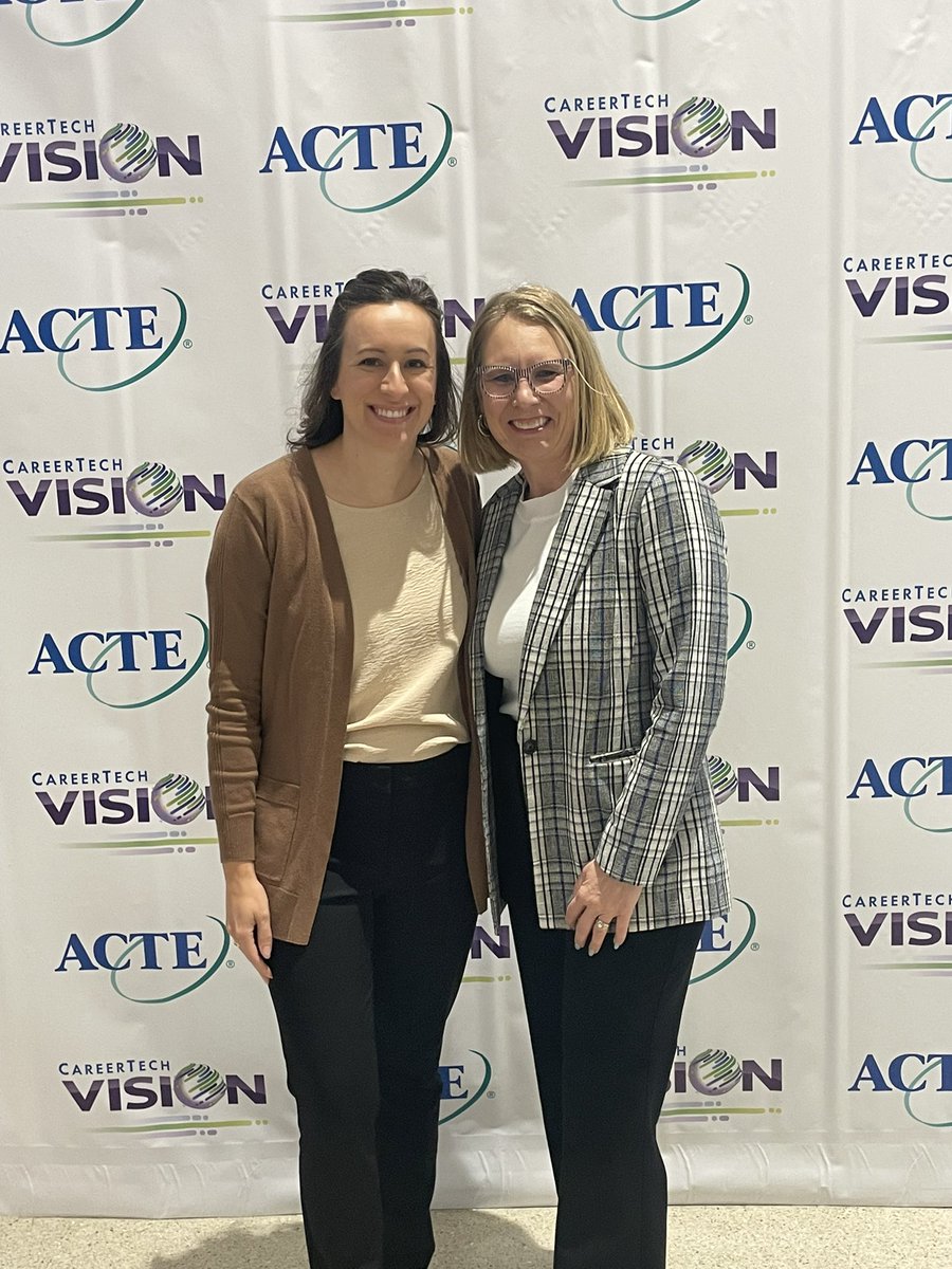 Amber Vlasnik tweet media