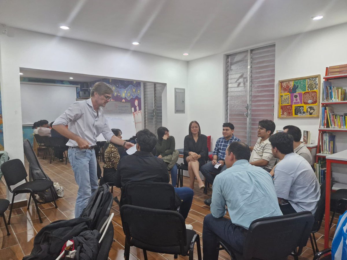 SoniaDonaPerez's tweet photo. Celebración de la 2a edición del día de los auxiliares de conversación de #Nicaragua en la Alianza Francesa de Managua ! Gracias a los profesores del Instituto nacional técnico (INATEC) por haberse unido @TecNacional @alliancefrparis
@FEI_sevres @FEI_assistants
#JIAL #JIAL2024
#ASSISTANSDELANGUE #ASSISTANTSAMBASSADEURS