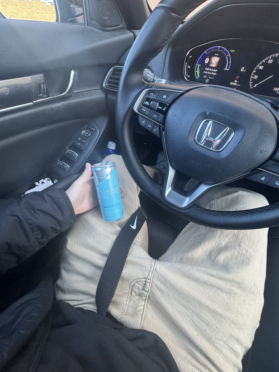 PearsFN's tweet image. life recently