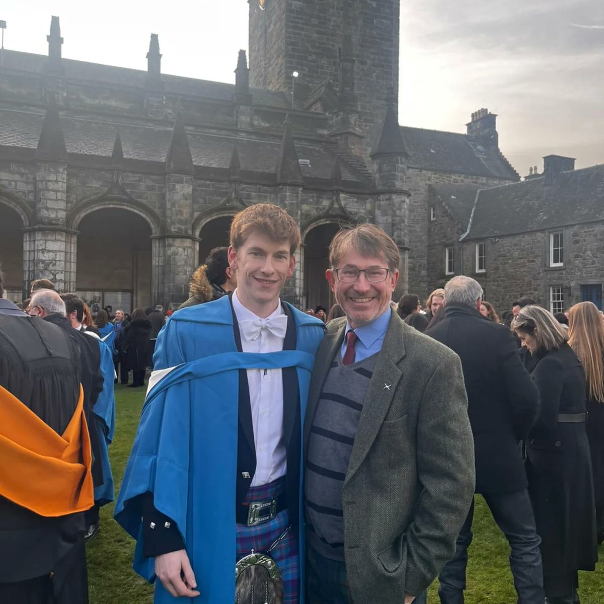 Ali Goodfellow tweet media