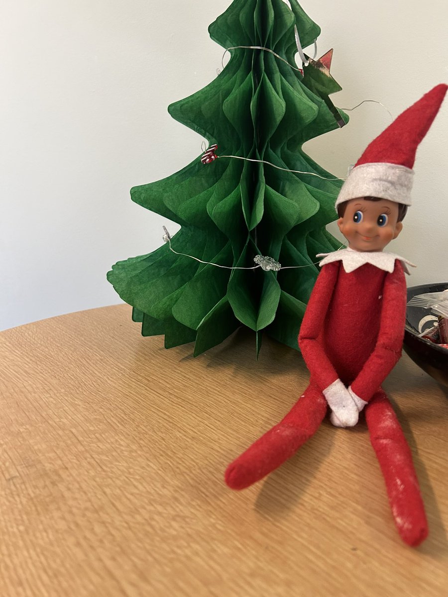 Amy Roberts tweet media