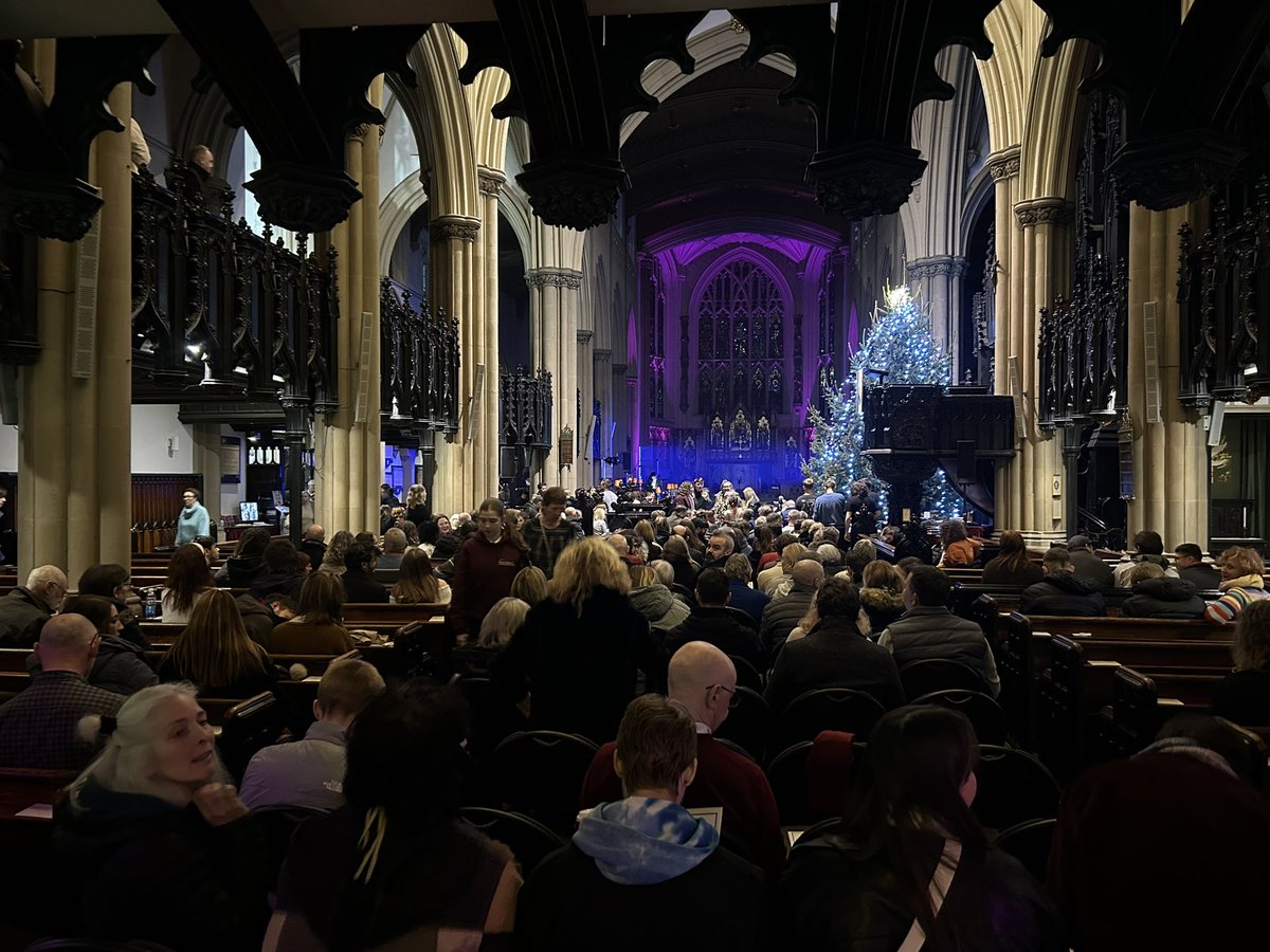 Erin Carter (@handlerincarter) on Twitter photo Full house for Christmas Concert @leedsdrama ❤️ Christmas collaboration making my heart sing! Good luck all. Smash it <a href="/aaronnb/">Aaron Newland-Bentley Singing Teacher & MD</a> 👏
❄️🎄🎅 Full house for Christmas Concert @leedsdrama ❤️ Christmas collaboration making my heart sing! Good luck all. Smash it <a href="/aaronnb/">Aaron Newland-Bentley Singing Teacher & MD</a> 👏
❄️🎄🎅