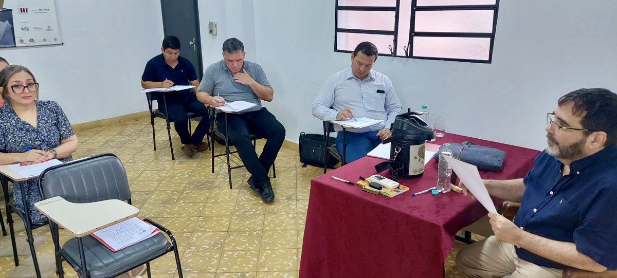 🎓 20 estudiantes de la Novena Promoción de la Maestría en Garantismo Penal y Derecho Procesal de la <a href="/UNP_Pilar/">Universidad Nacional de Pilar</a> e INECIP Py terminan una etapa y comienzan su camino hacia la tesis.
¡Felicitaciones por este logro académico! 👏