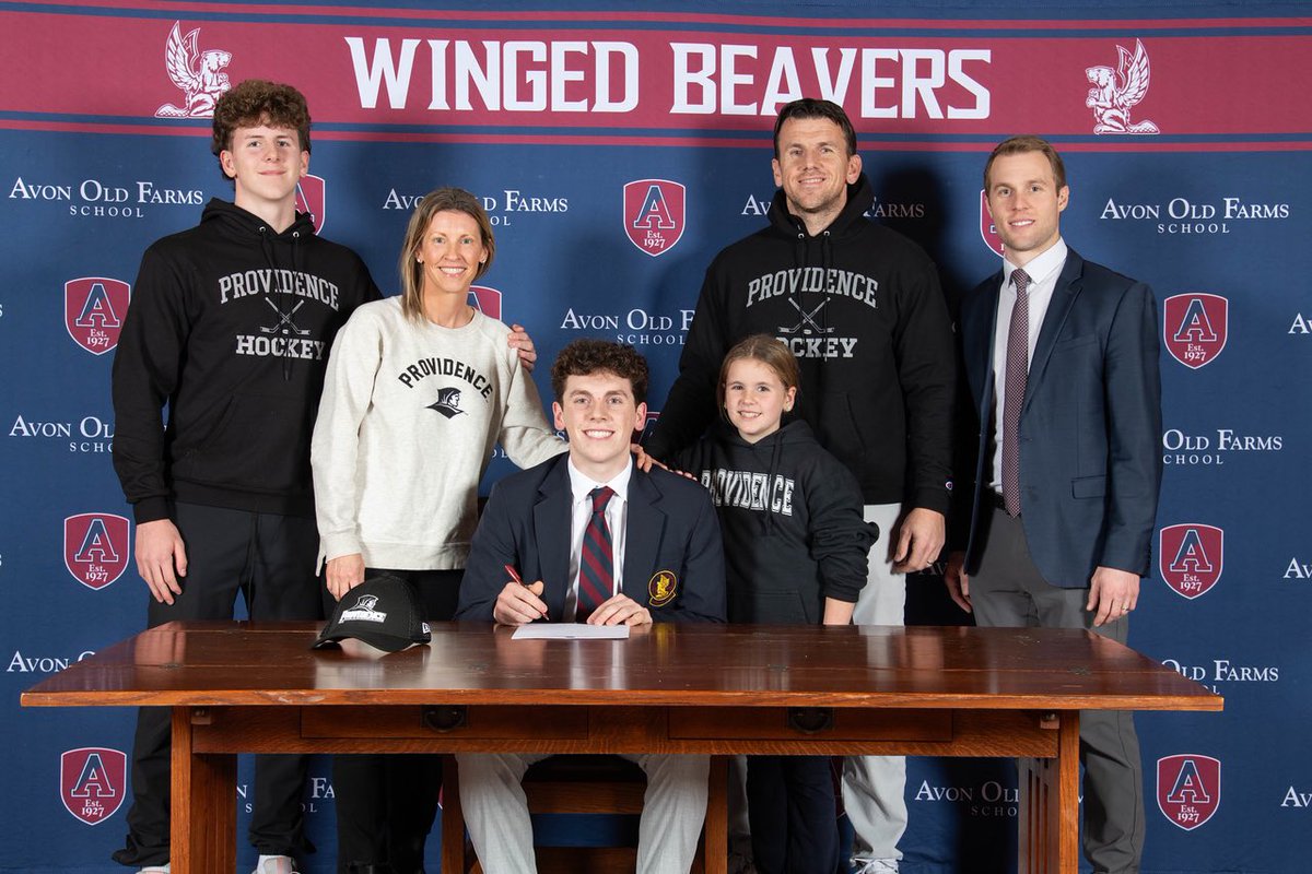 Official ✍️ <a href="/FriarsHockey/">PC Men's Hockey</a>