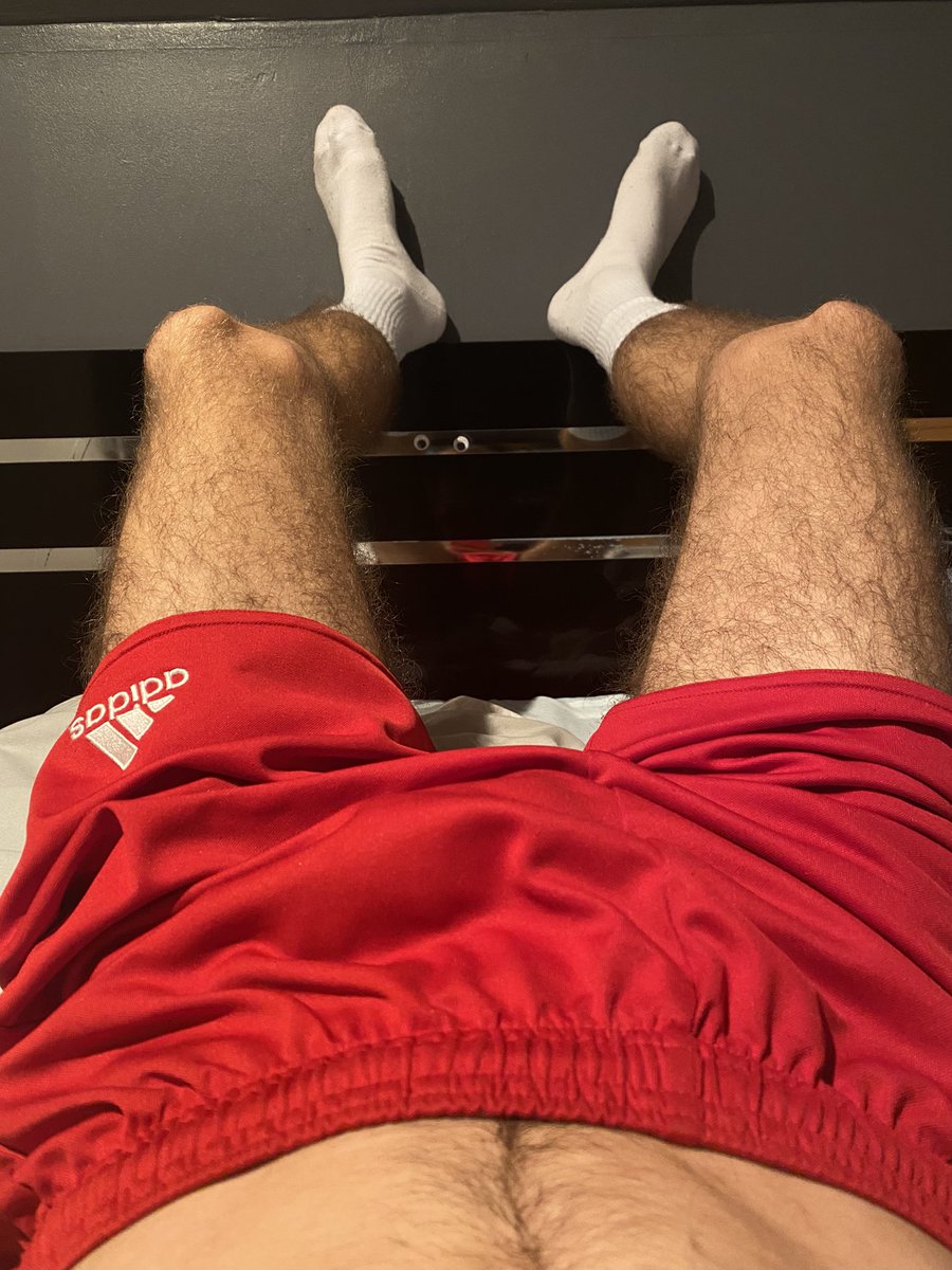 jthevampireslyr's tweet photo. 🧦 + 🍓 https://t.co/u0bpElQf9d
