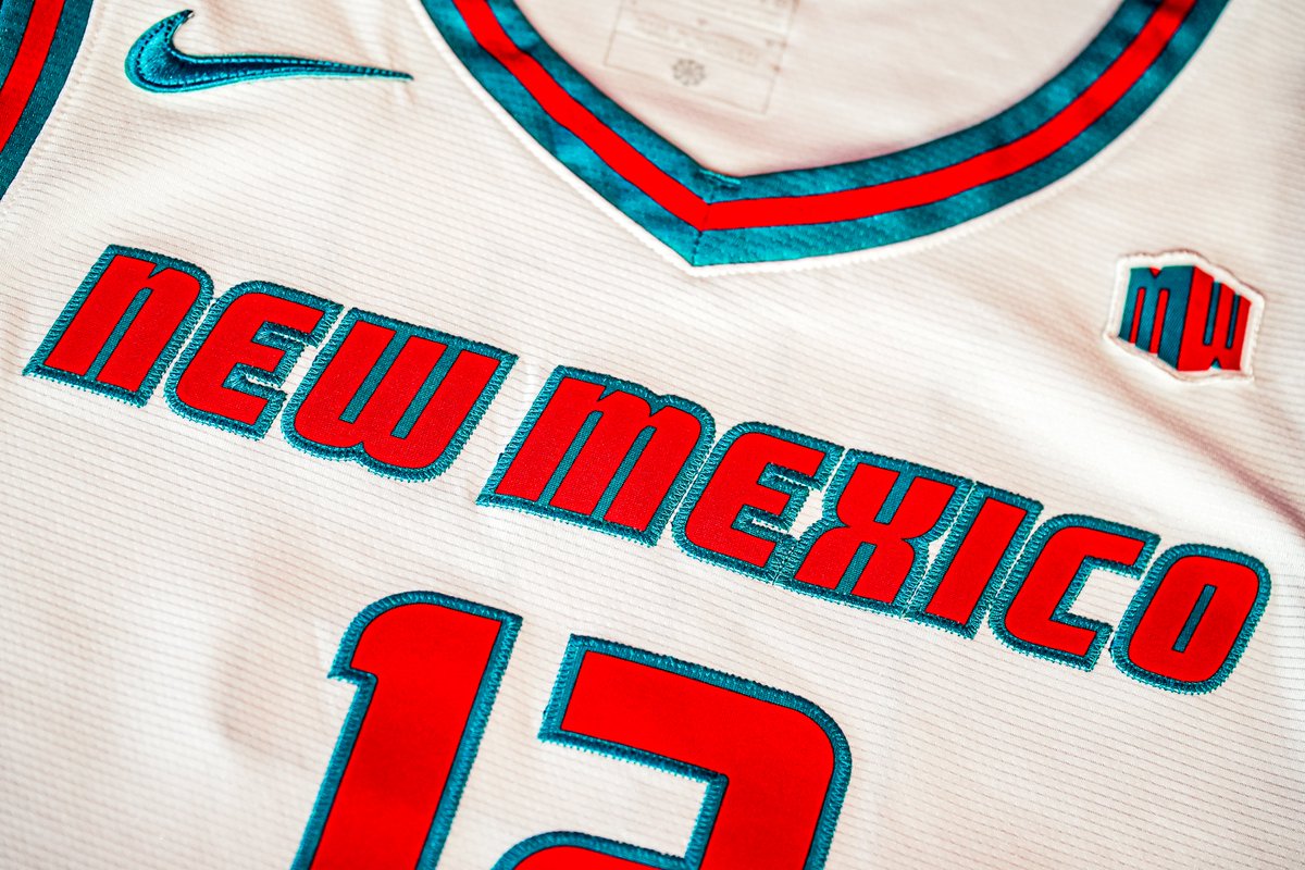 UNMLoboMBB's tweet photo. New look tomorrow night 🧵👀

#505SVF | #ProtectThePit https://t.co/oaDt3Rdtyf