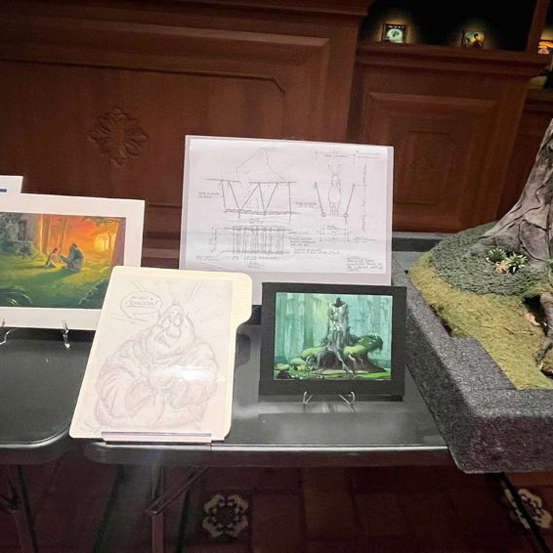 UniStudiosLot's tweet photo. What are you doing in my swamp?! 💚 A look back at the original art and concept designs that brought the iconic #Shrek to life. The #NBCUArchives team showcased these rare archival pieces during a special employee screening for Universal Studios Hollywood. #DreamWorks https://t.co/WzOjUYi84p
