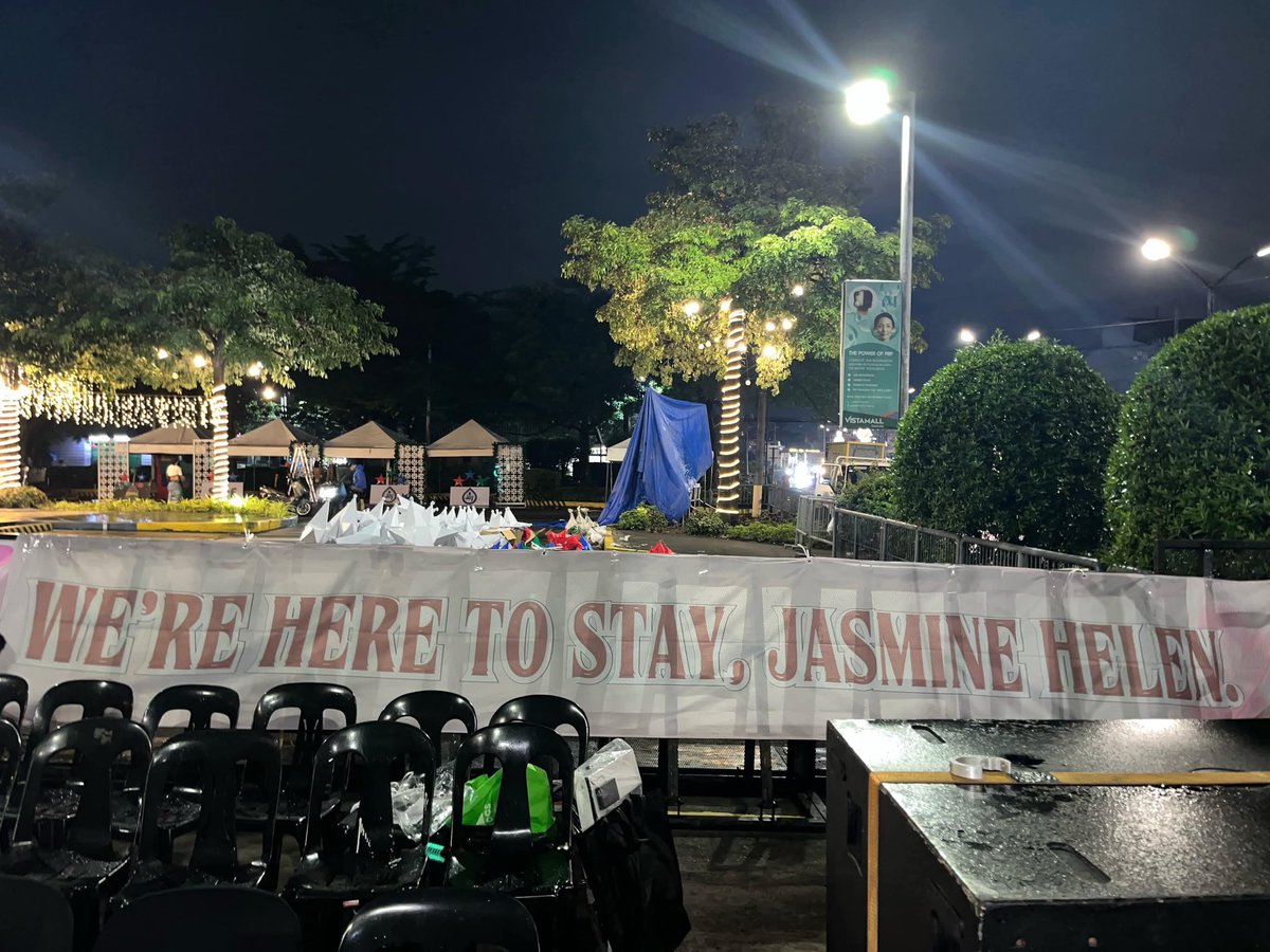 TeamJasOFC's tweet photo. Our Team Live is now ready!! Arrived at 4:30 AM ❤️‍🔥 Grabe kayo! 

See you later @jasscalesofc 🫶🏻 https://t.co/sI483ORWC3