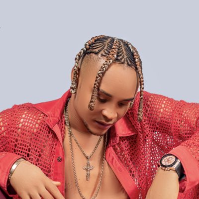 Emizzyofficial's tweet photo. #NewProfilePic https://t.co/97KK3qPk7d