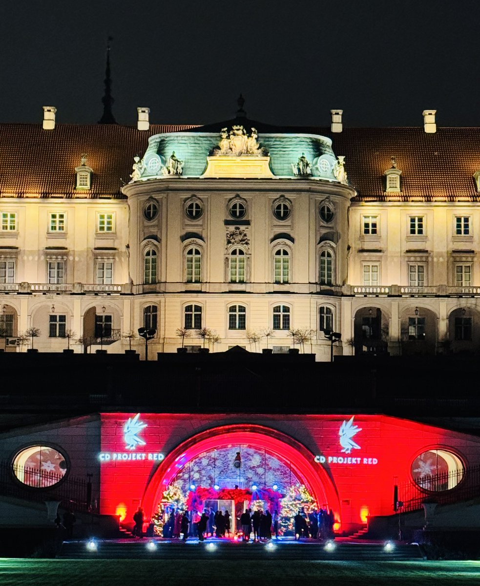 Skalemba's tweet image. The event team from @CDPROJEKTRED delivered again super epic XMASS party!!! I believe that Wes Anderson would appreciate this place a lot! 🥳
