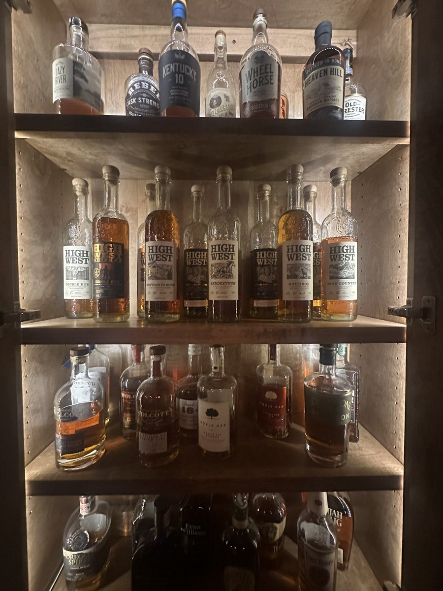 NKCChief's tweet photo. When is #highwest going to sponsor me? https://t.co/CB7bDtfRcH