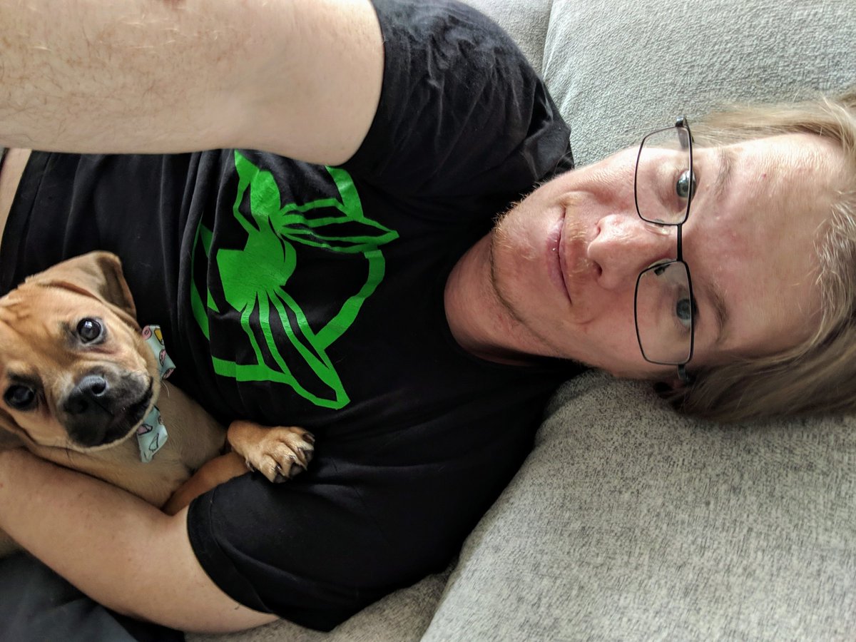 ZeppyGame's tweet image. Google showing me memories from 6 years ago. Look at this little guy #puggle