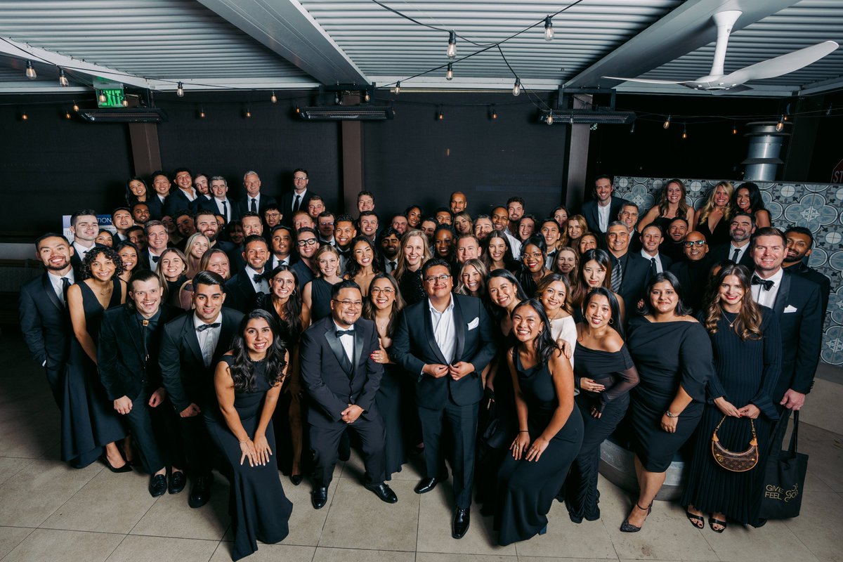 Overflow_app's tweet image. Overflow&apos;s Night of Generosity is more than an event—it’s a celebration of the impact generosity can create. 💡