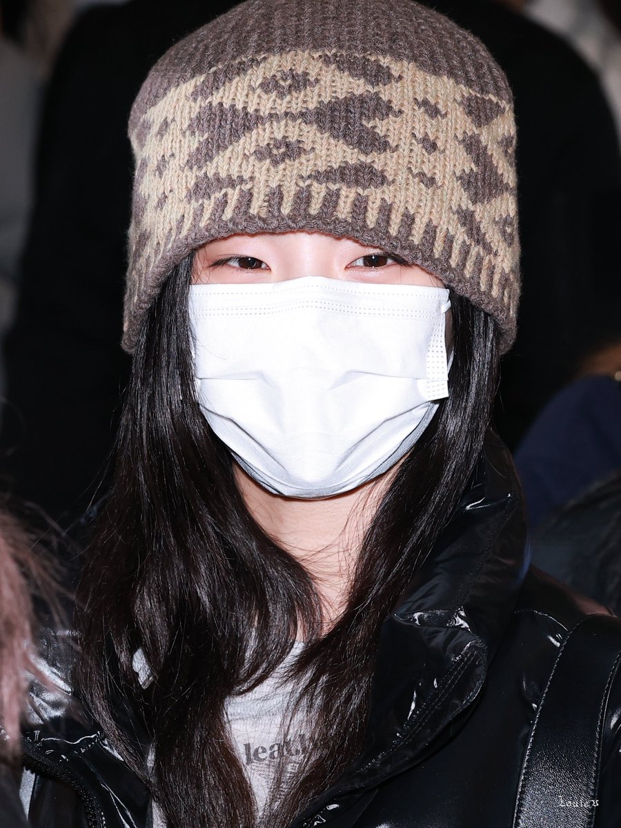 kpop_louie's tweet photo. 241207📷 - ICN
CK🖤

#ITZY #MIDZY #있지 #믿지
#YEJI #예지 https://t.co/eM5XAE42BZ
