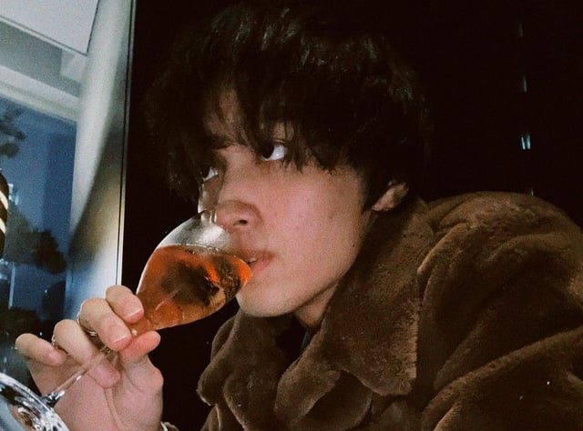 sha #TASTE tweet media