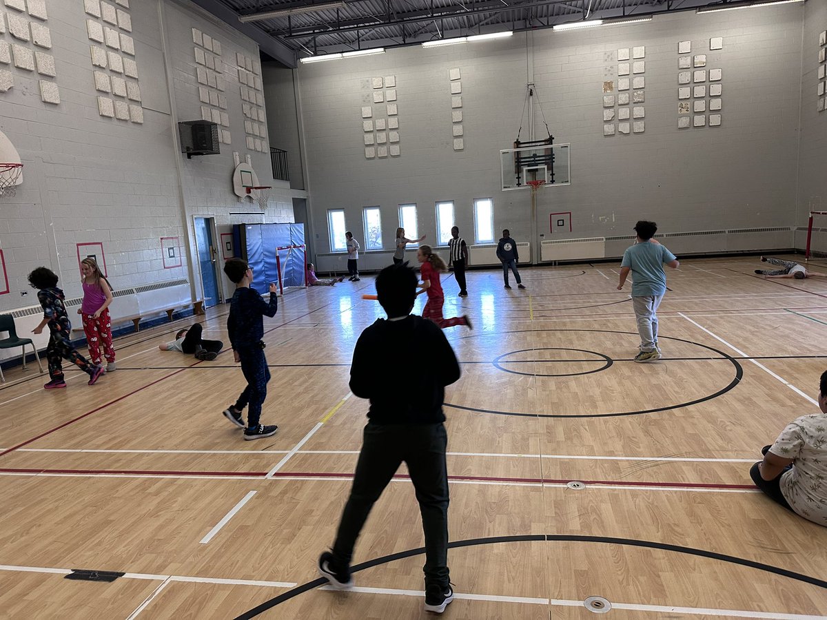 It’s no Secret <a href="/Hazelwood_Elem/">Hazelwood Elementary</a> we’re having so much fun! 🤩 

<a href="/schoolsportsnl/">School Sports NL</a> #PNActiveCountdowntoChristmas 🎅 🧑‍🎄